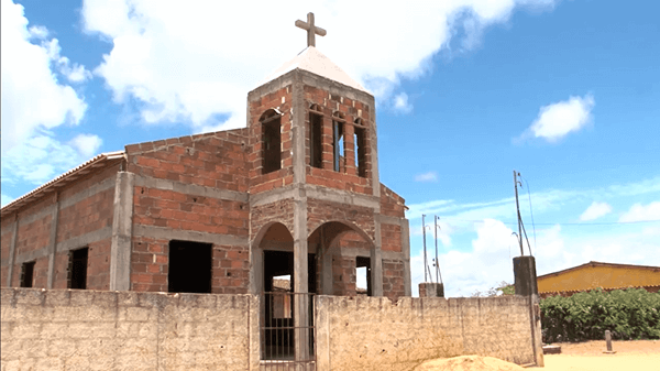 Única igreja católica do povoado